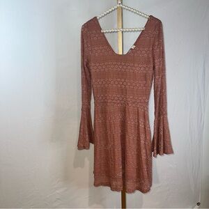 Burgundy long sleeve v neck dress